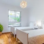Lovely At The Location In Apartment *