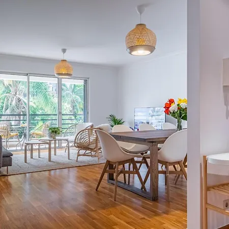 Lovely At The Location In Apartament Funchal (Madeira)