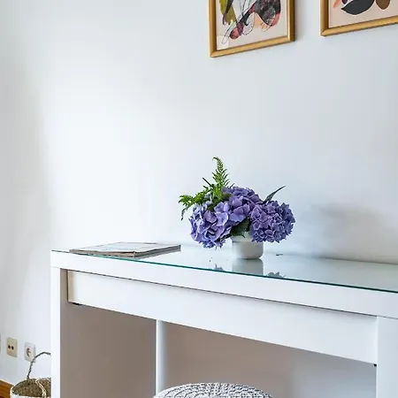 Apartament Lovely At The Location In