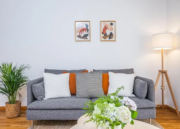 Lovely At The Location In 公寓