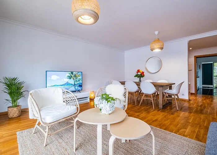 Lovely At The Location In דירה